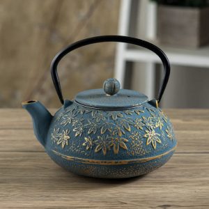 Turquoise Maple Leaves Momiji Design 40oz Cast Iron Tea Pot